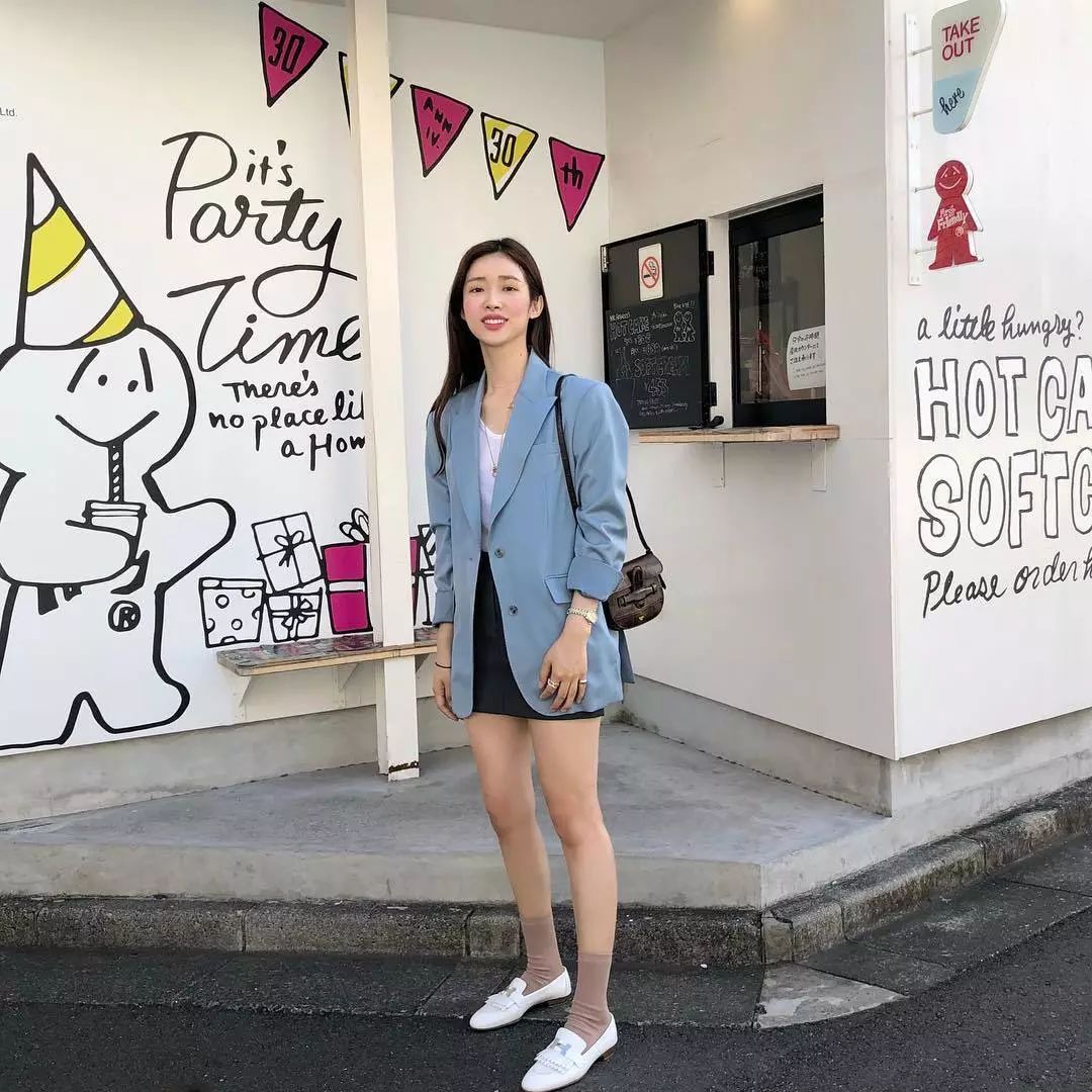韩国女私服穿搭,韩国女星私服极简风穿搭