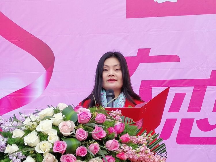 平舆县爱家女装,爱家集团女人服装