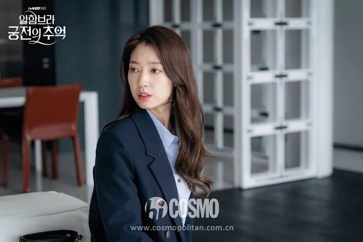 朴信惠扎发穿搭,朴信惠阔腿裤怎么搭配