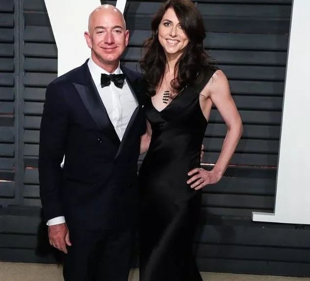 麦肯齐为什么离婚,麦肯齐夸贝索斯聪明