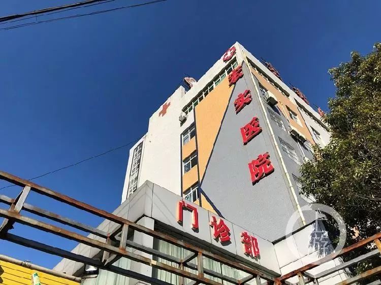 女子做引产手术，腹痛4个月，后离奇死亡，尸检取出3块纱布？