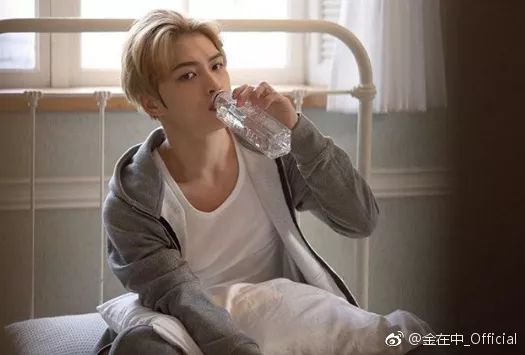 从穷小子到上亿富豪全集,从穷小子到上亿的人