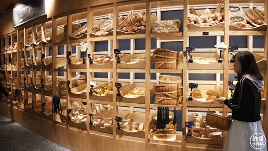 1元起，吃「牛角包之神」，在卖出100万个面包的超级烘焙工坊