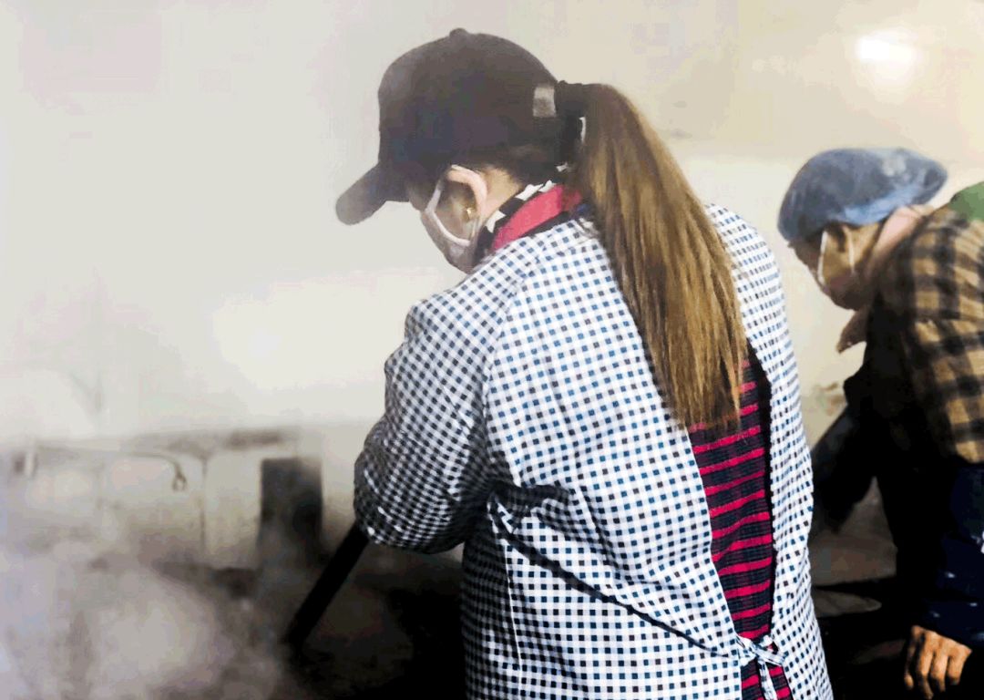 今天鸡鸣寺人还多么,今晚鸡鸣寺人多吗