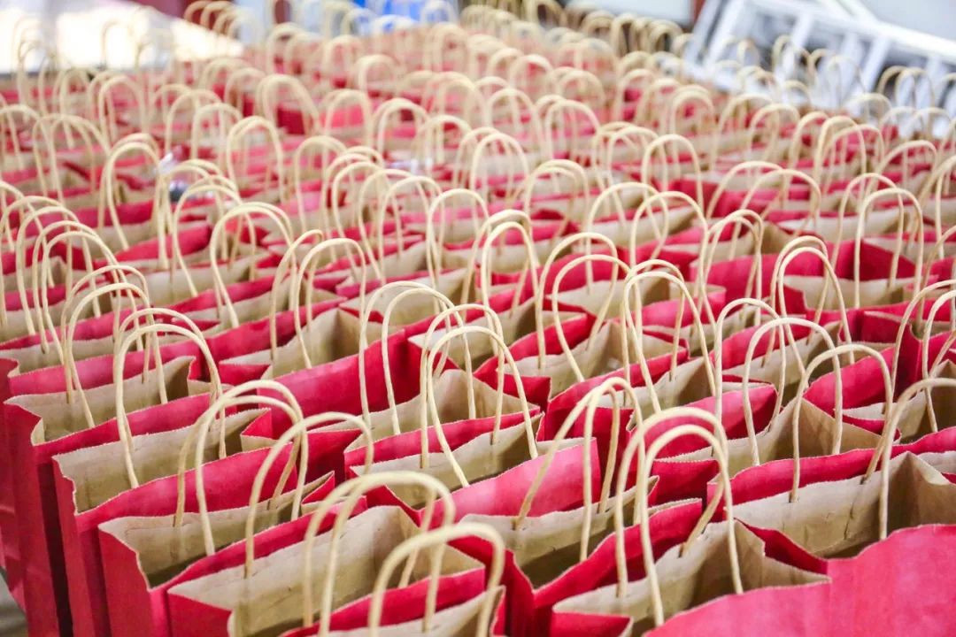 今天鸡鸣寺人还多么,今晚鸡鸣寺人多吗