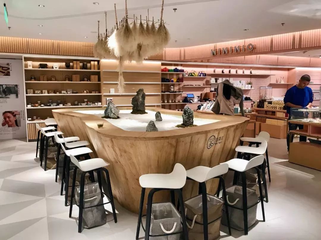 旅行/阅读/小众设计……逛逛这些能满足你精致生活幻想的美学概念店