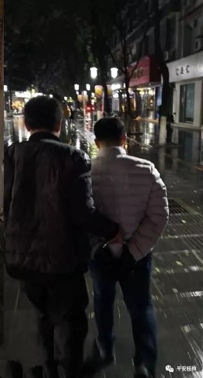 「秘籍」“三只手”,不但争“绩效”,还在写“年终总结”!附:桂林某“员工”刚做的一单……