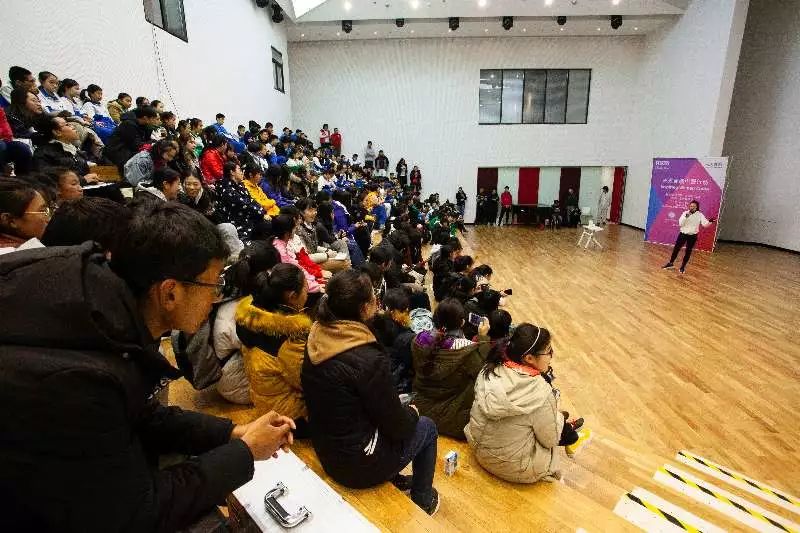 惠若琪走进清华,惠若琪校园行