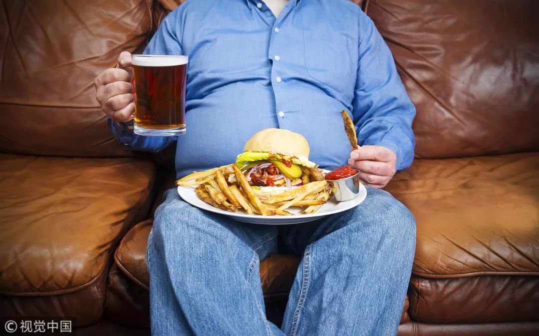 医生提醒这十大问题出现要重视,辟谣6种常见病根本没法治愈