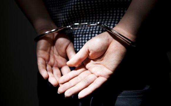 轻信代购被骗案例,女子警局自述网络平台被骗