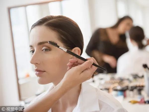 怎么调整眉眼距,怎么样才能增加眉眼间距