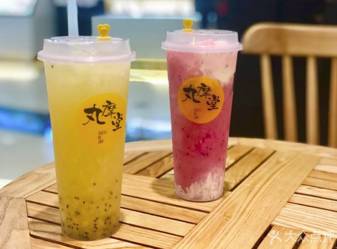 冷得不敢喝坝坝茶,只想捧一杯热奶茶在手心里!