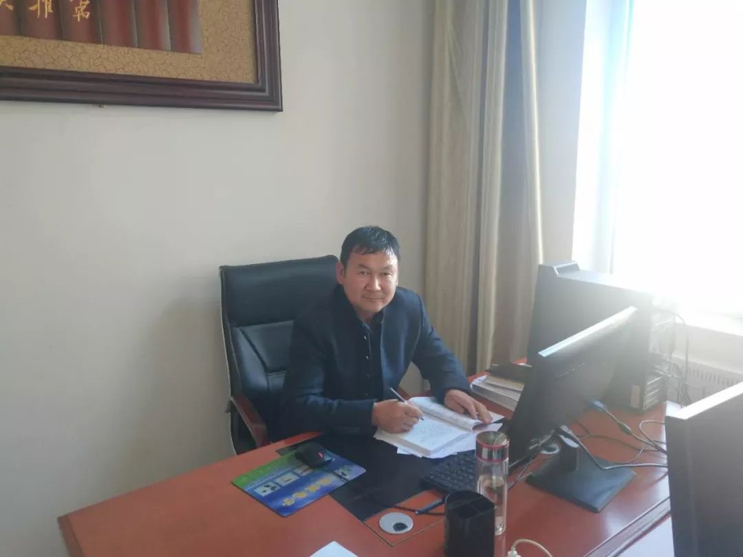 「乌审·民情日记」大牛地村第一书记朝格吉乐图