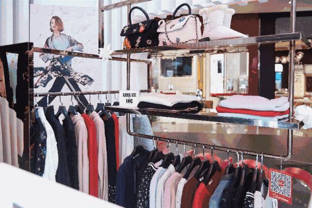 倒闭国货清仓,倒闭清仓大甩卖商品