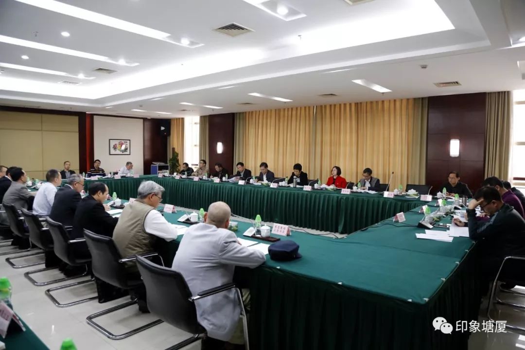 东莞召开民营企业家代表座谈会,东莞企业家座谈会