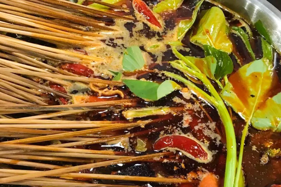 重庆开了几十年的老串串,重庆老牌串串