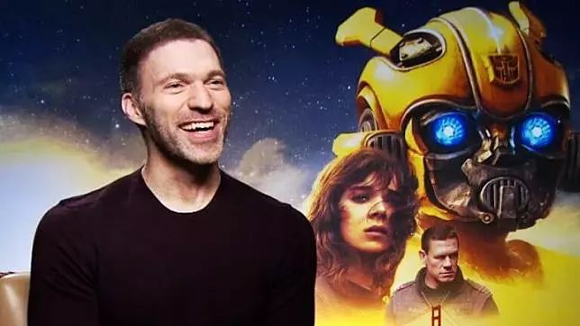 拍不好《大黄蜂》就回家继承2000亿家产!美国王思聪的逆天人生