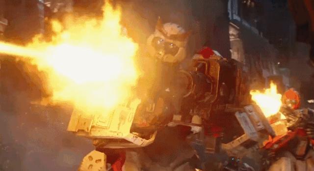 拍不好《大黄蜂》就回家继承2000亿家产!美国王思聪的逆天人生