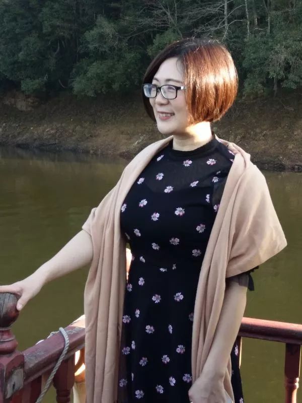 我们走在灵程的路上,走进灵山