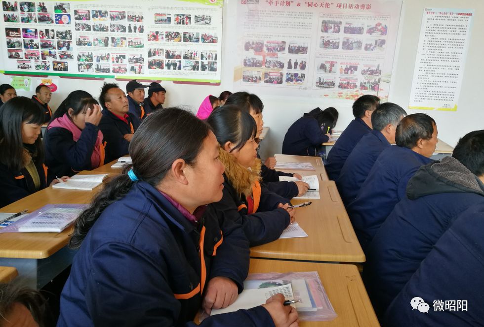 培训，就业，安居~幸福馨居上演现实版《大江大河》