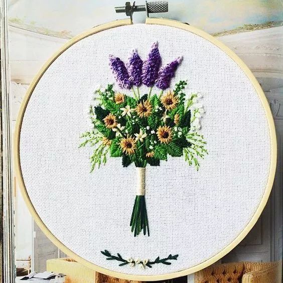 衣服过时了怎么改造成新款,衣服穿旧了怎么办