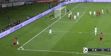 国足5分钟3个世界级停球,30秒停球10米远国足这脚什么水平