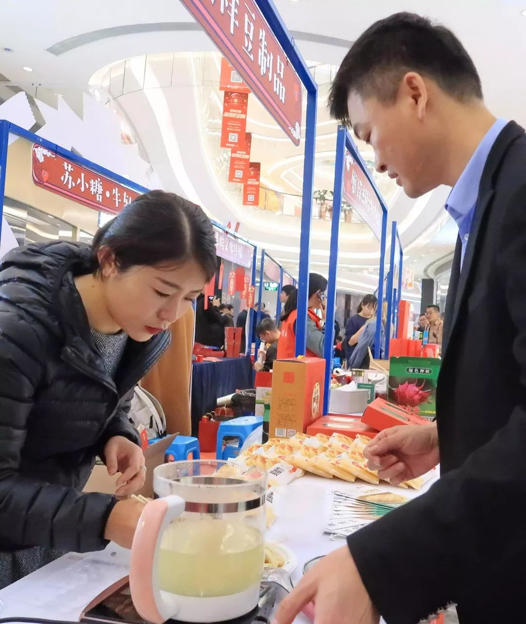 收藏级别伴手礼,收藏有礼送什么比较好