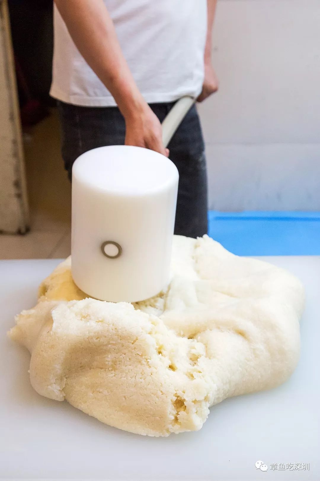 巨无霸肉松芋泥糯米糍吃货视频,巨无霸芋泥糯米糍