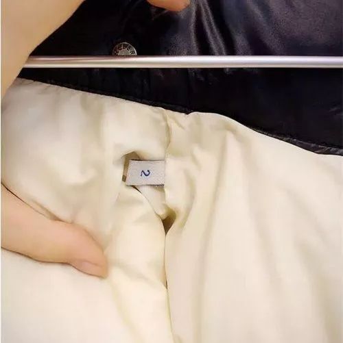 哪个明星承认卖假货,明星卖假货曝光