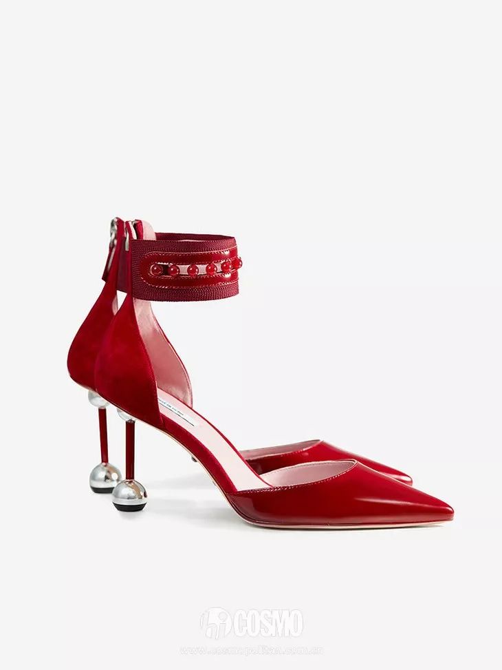 时髦办｜红色单品快入手，防水逆的功力可是一流！