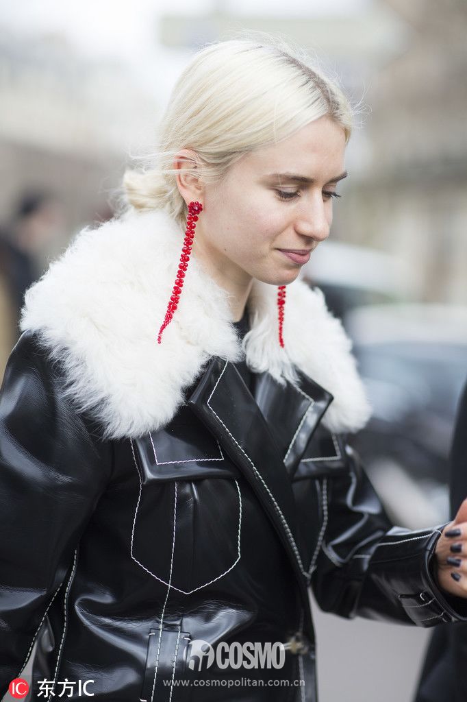 时髦办｜红色单品快入手，防水逆的功力可是一流！