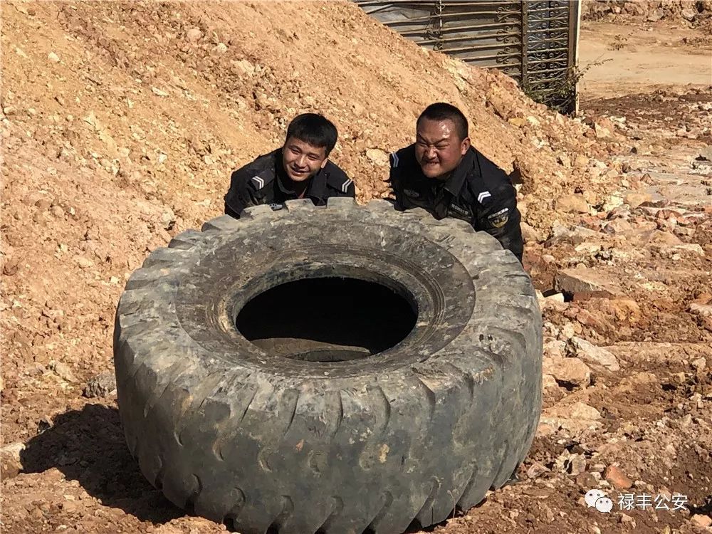 翻滚吧青春王牌对王牌,翻滚吧青春王牌对王牌华晨宇