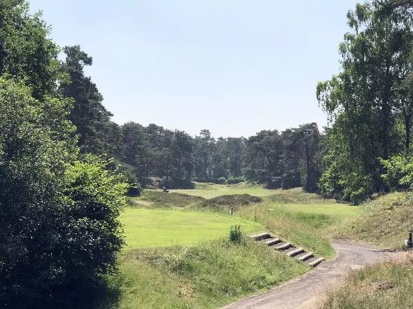 封面扉页目录故事,封面故事大全完整版