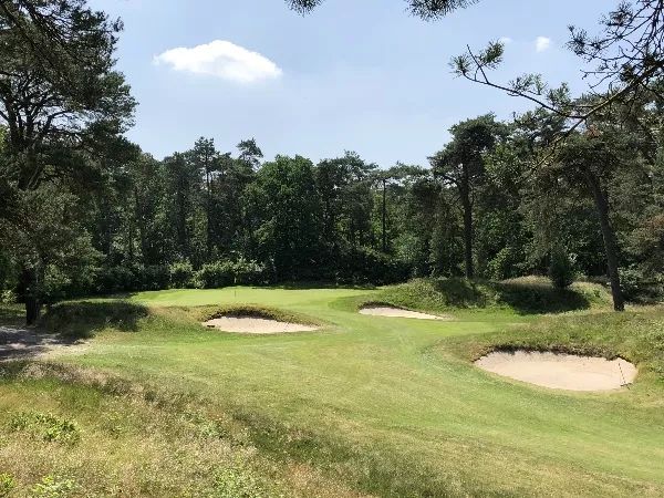 封面扉页目录故事,封面故事大全完整版