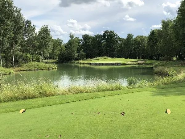 封面扉页目录故事,封面故事大全完整版