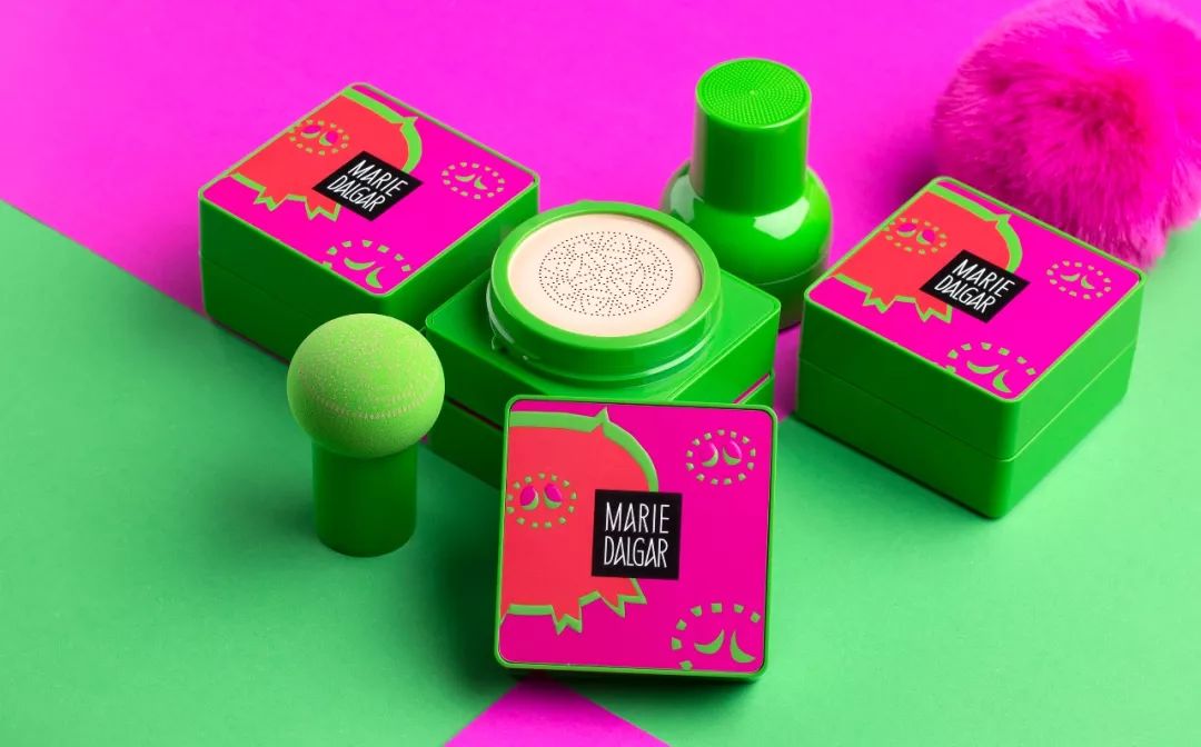 大牌们为了讨好中国消费者，竟然出了这么奇葩的生肖商品