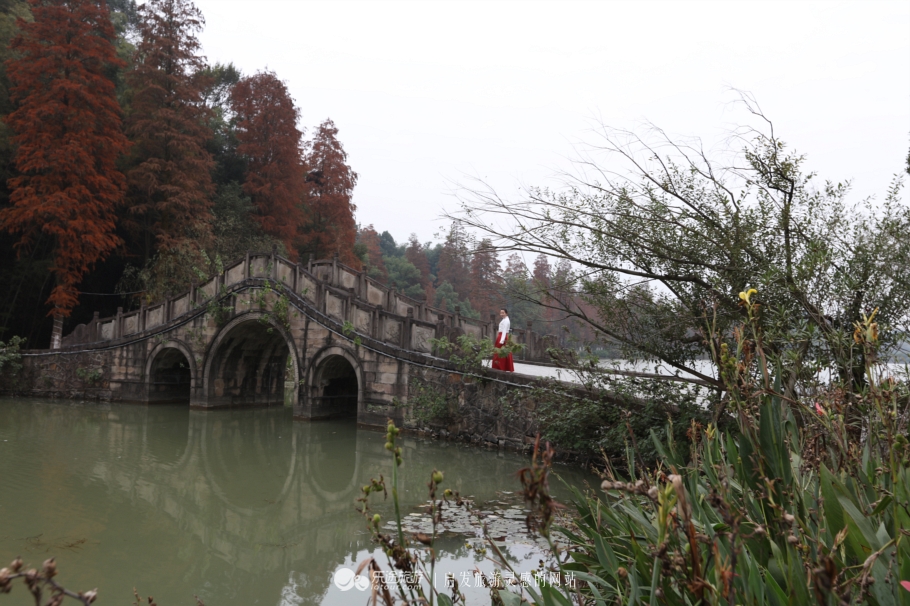 心中都要有属于自己的桃花源,我们终将抵达自己的桃花源