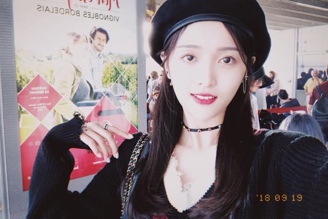 吴宣仪直发发型,吴宣仪烫发