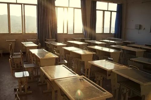 他从阿里离职，放弃“好几个亿”，他的英语课20000元/天，现在，你可以免费学！