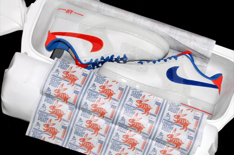 外国人买科比球鞋,外国人买安踏球鞋