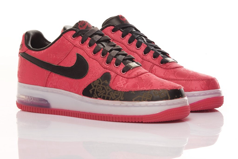 外国人买科比球鞋,外国人买安踏球鞋