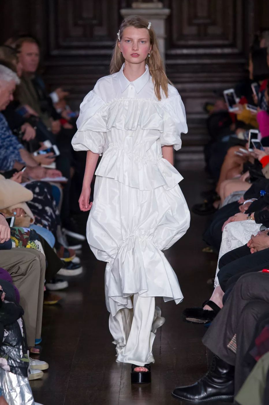 最近很火的珍珠发夹,高档精致轻奢珍珠发夹