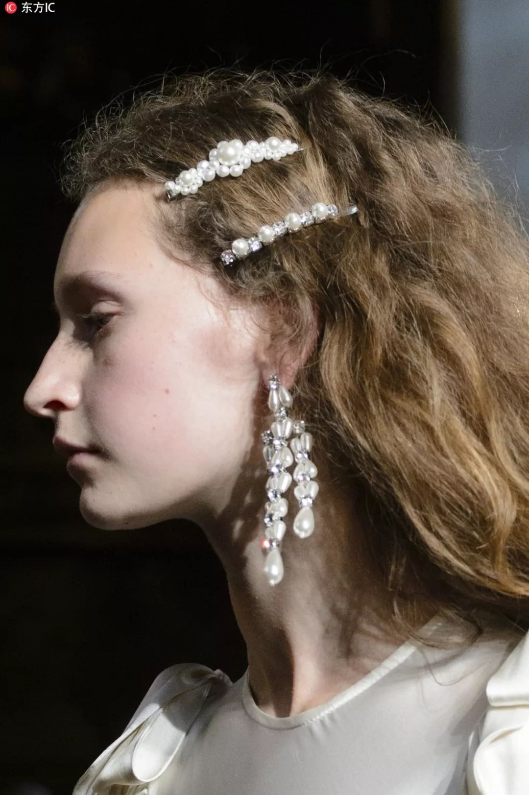 最近很火的珍珠发夹,高档精致轻奢珍珠发夹