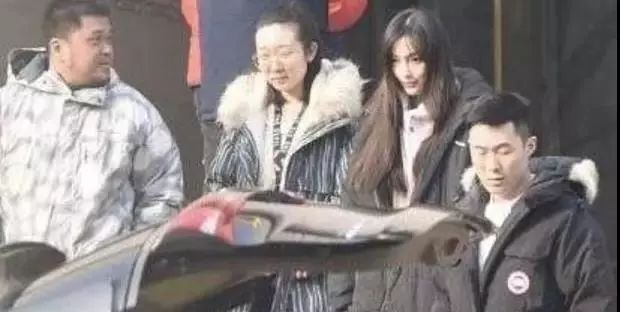 「思考」历经35年的春晚语言类节目越来越不好笑了?这事你想过么