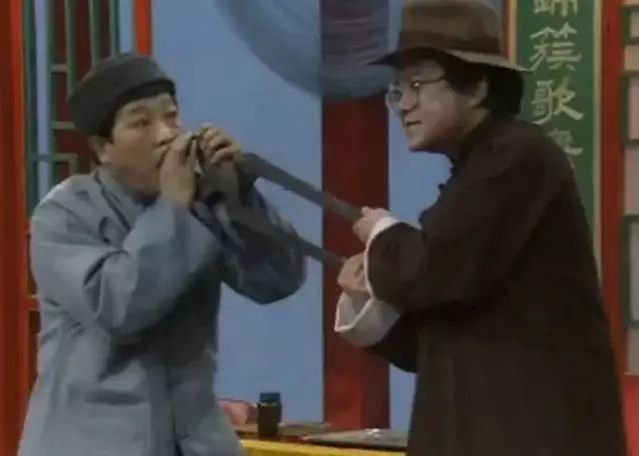 「思考」历经35年的春晚语言类节目越来越不好笑了?这事你想过么