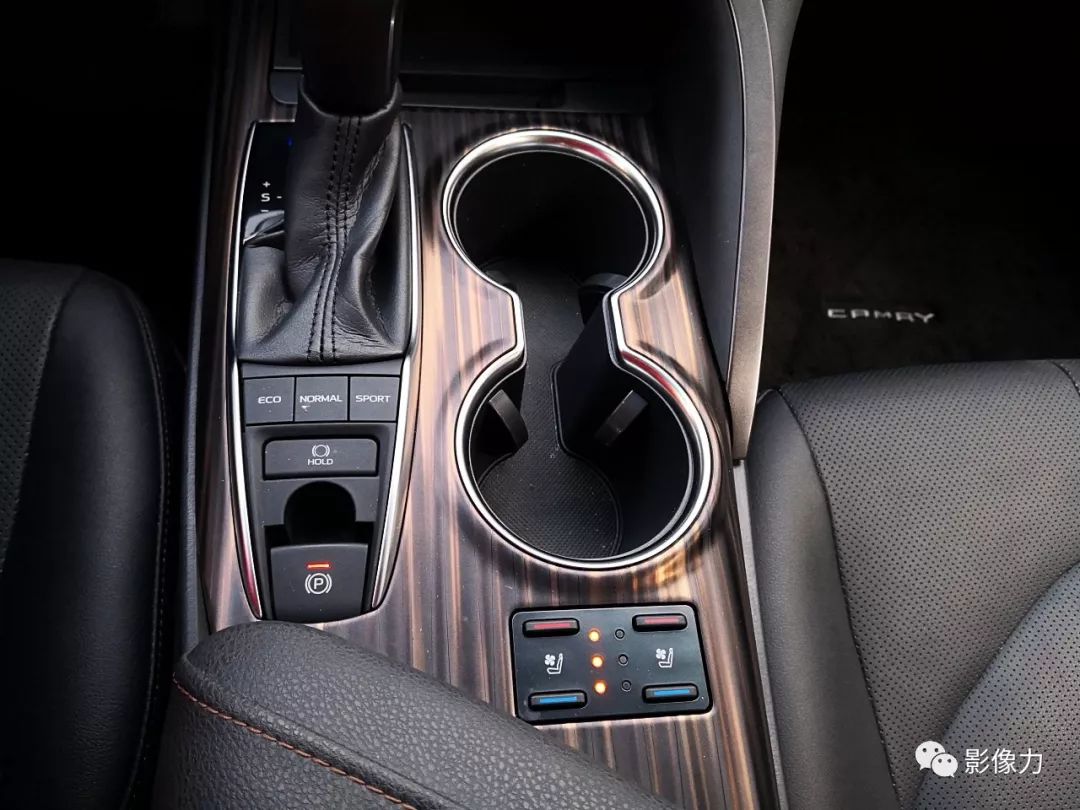 开时尚外观健康安全第八代凯美瑞品柳沟豆腐宴