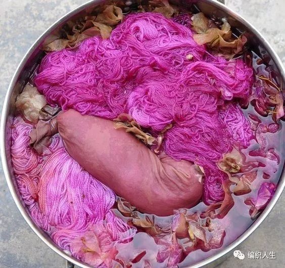 染毛线的正确方法,什么样的羊毛毛线可以手染