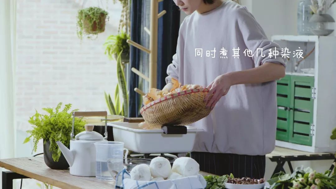 染毛线的正确方法,什么样的羊毛毛线可以手染