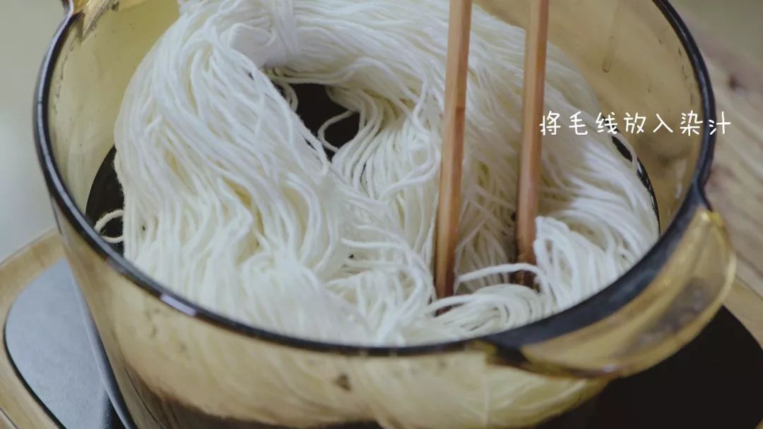 染毛线的正确方法,什么样的羊毛毛线可以手染