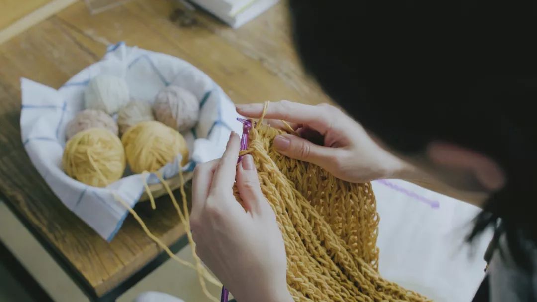 染毛线的正确方法,什么样的羊毛毛线可以手染